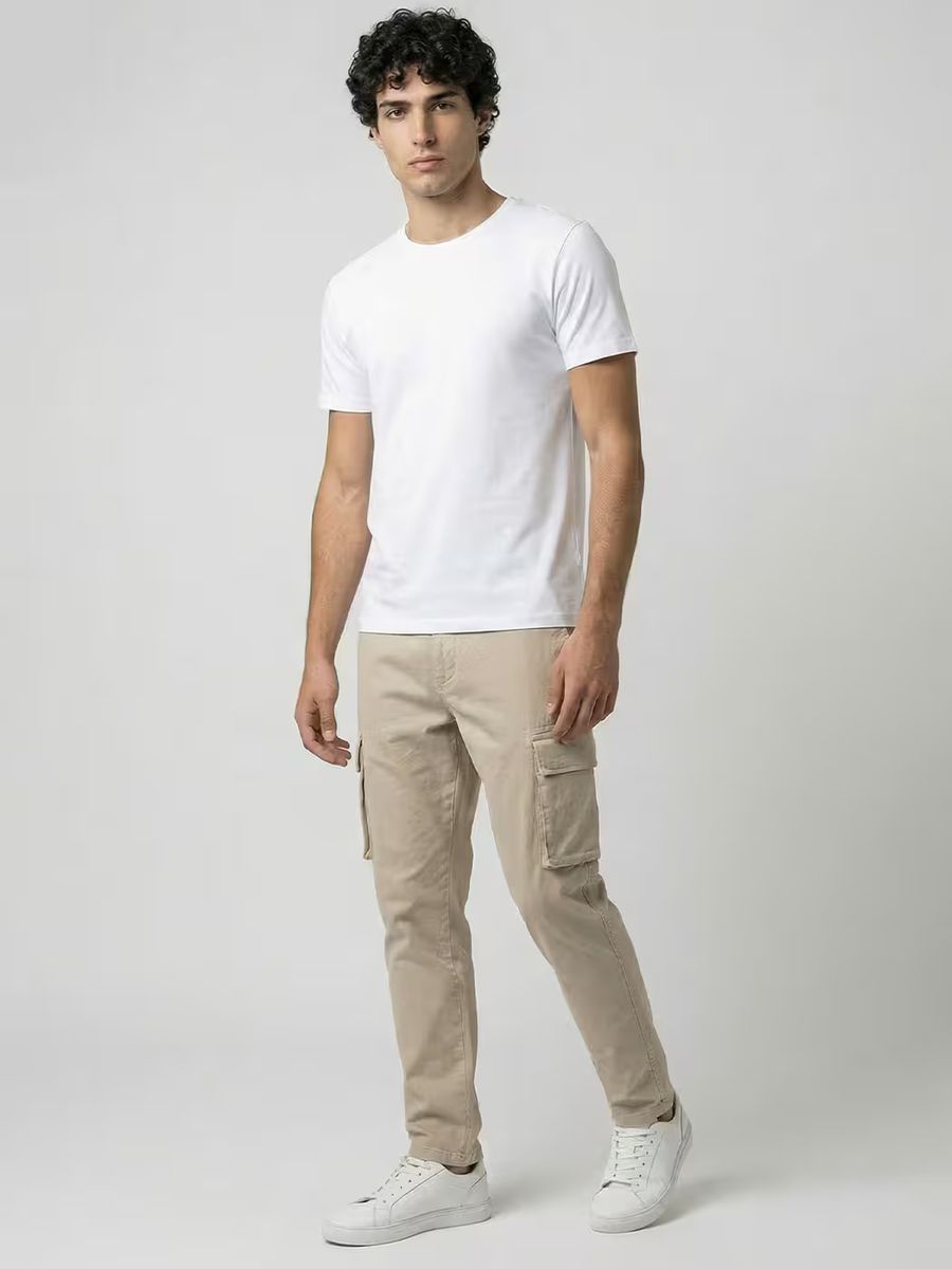 Men's Plain White Half Sleeve Round Neck T-Shirt 4