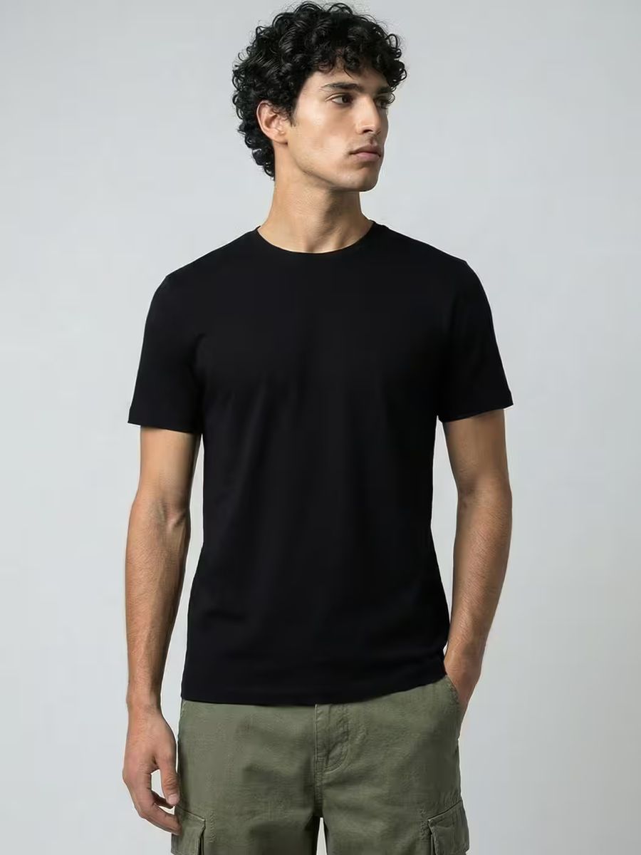 Men's Plain Black Half Sleeve Round Neck T-Shirt