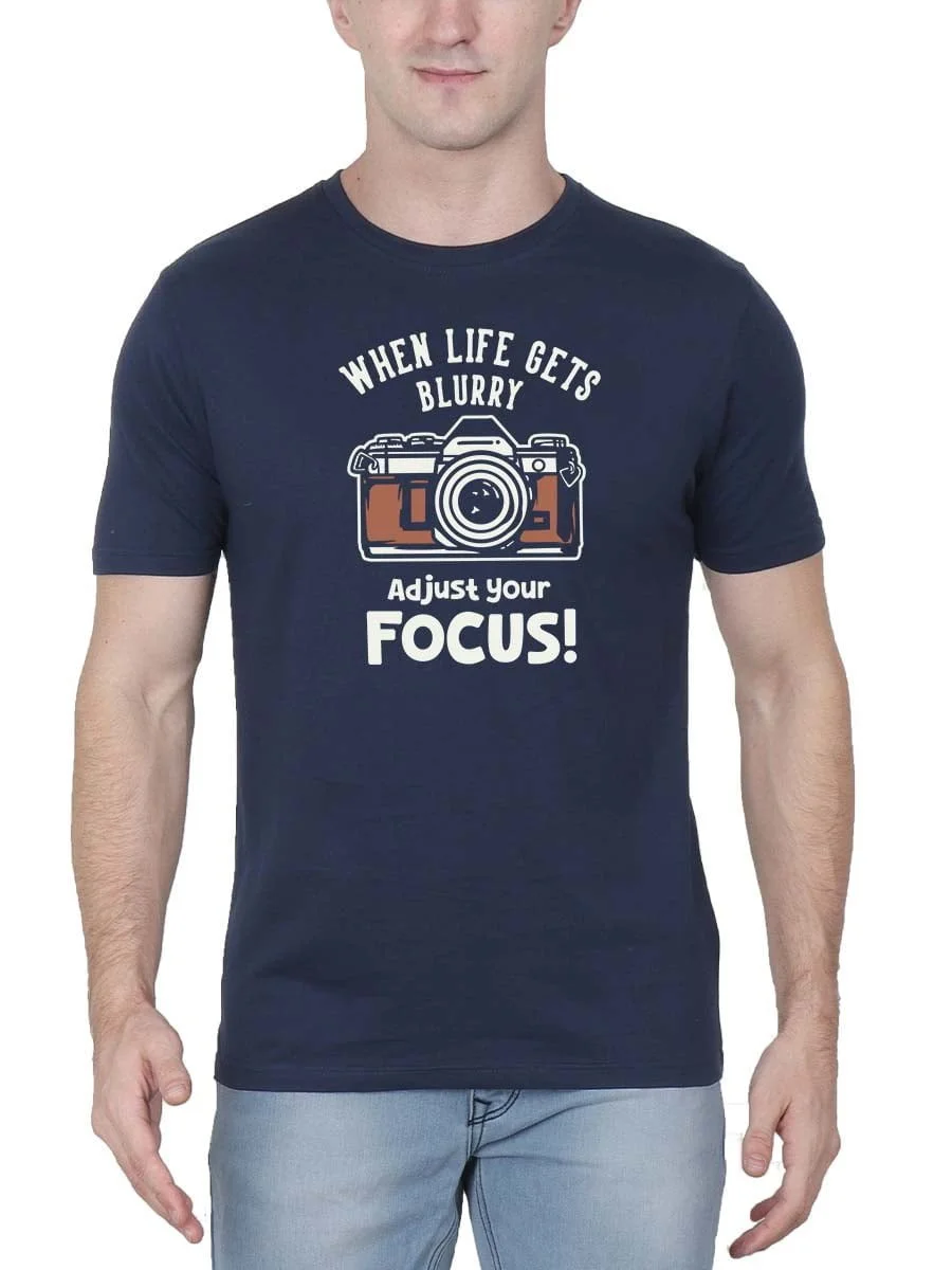 When Life Gets Blurry Camera Men Half Sleeve Navy Blue Photography T-Shirt - Image 2